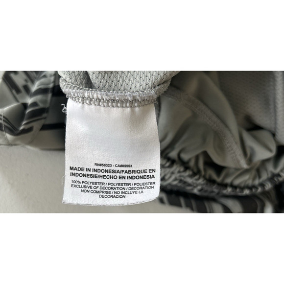 Nike Dynamo Dri-FIT Training Shorts Base Gray Size Large Gym Athletic Shorts 10" - Picture 8 of 11